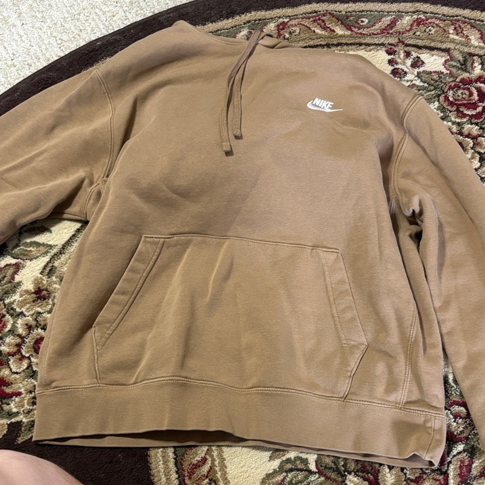 Nike Men's Tan Pullover Sweater